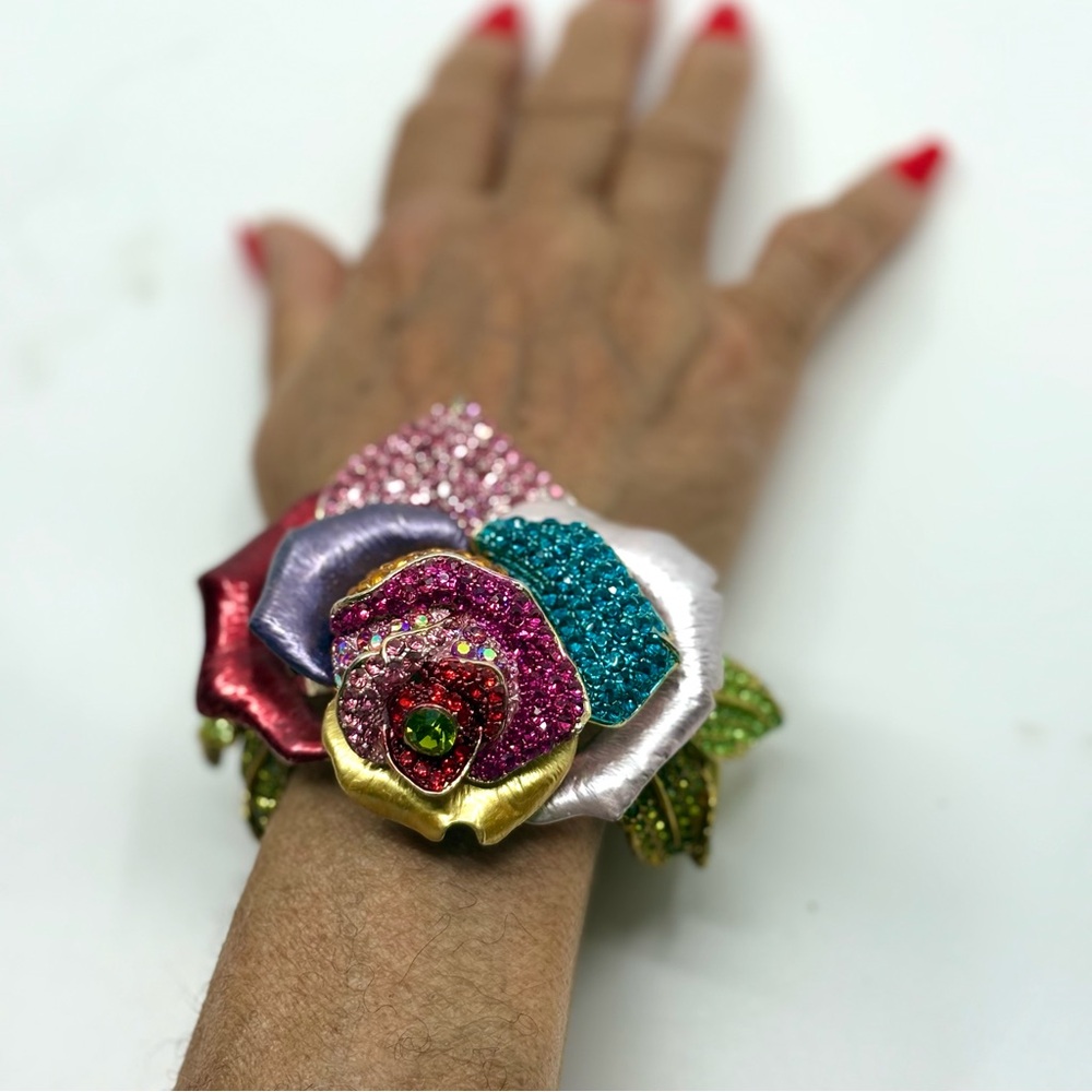 Multicolor Crystal Floral Metal Cuff Bracelet with Intricate Design